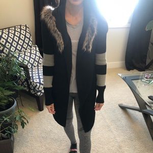 Ladies Long Sleeve Fox Sweater